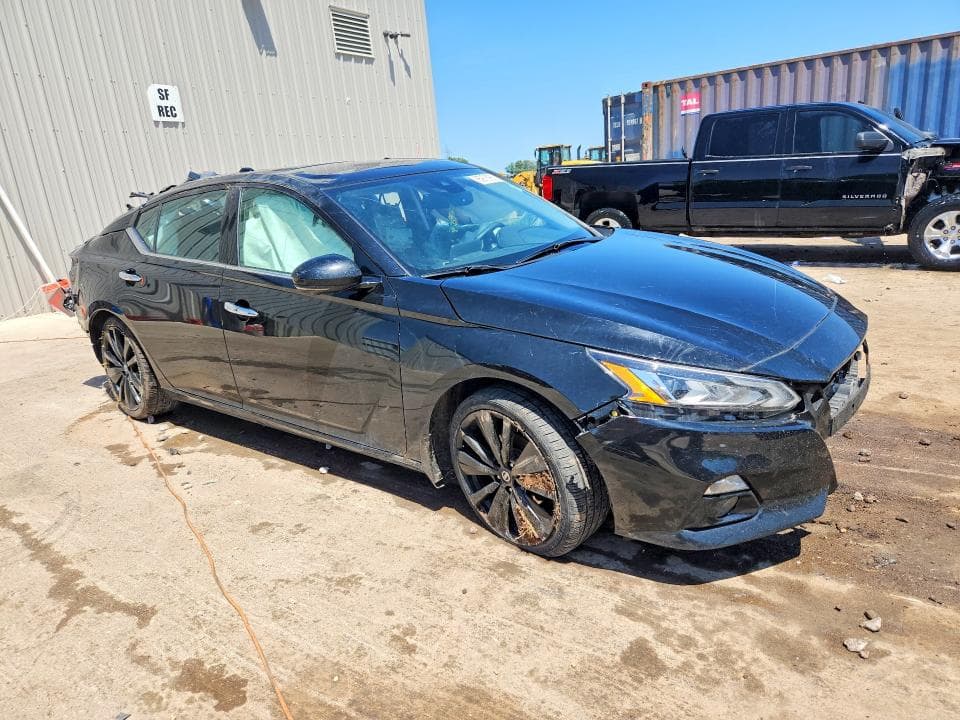 2021 NISSAN ALTIMA PLATINUM 4