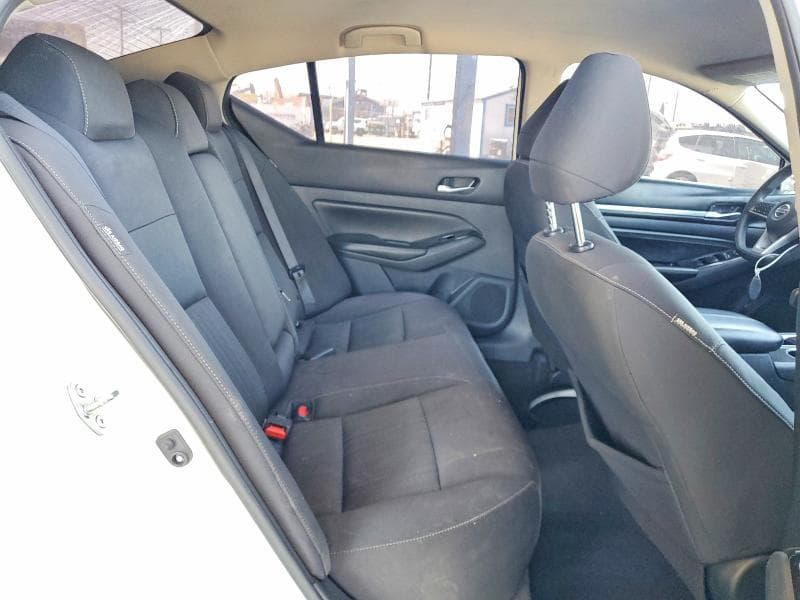 2021 NISSAN ALTIMA SV 10