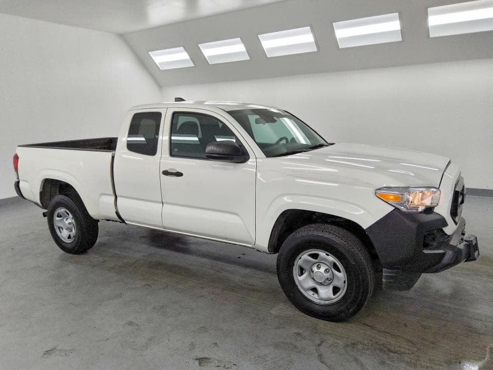 2021 TOYOTA TACOMA SR 4