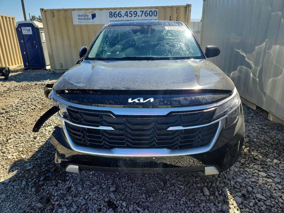 2026 KIA SELTOS LX 5