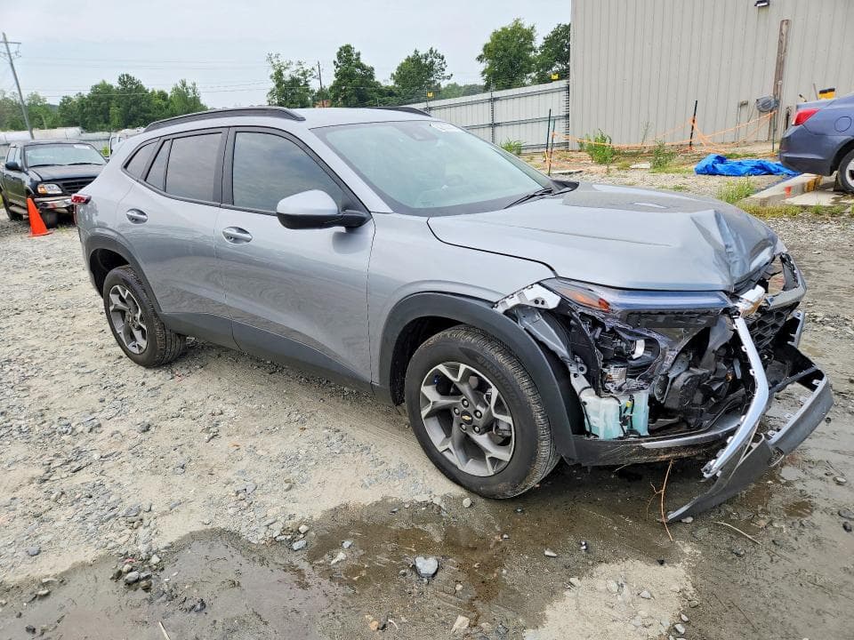 2025 CHEVROLET TRAX 1LT 4