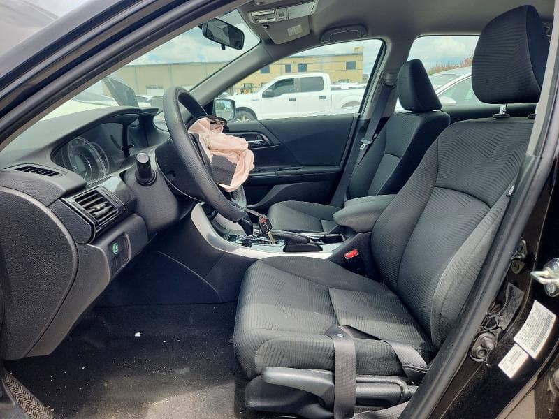 2017 HONDA ACCORD LX 7
