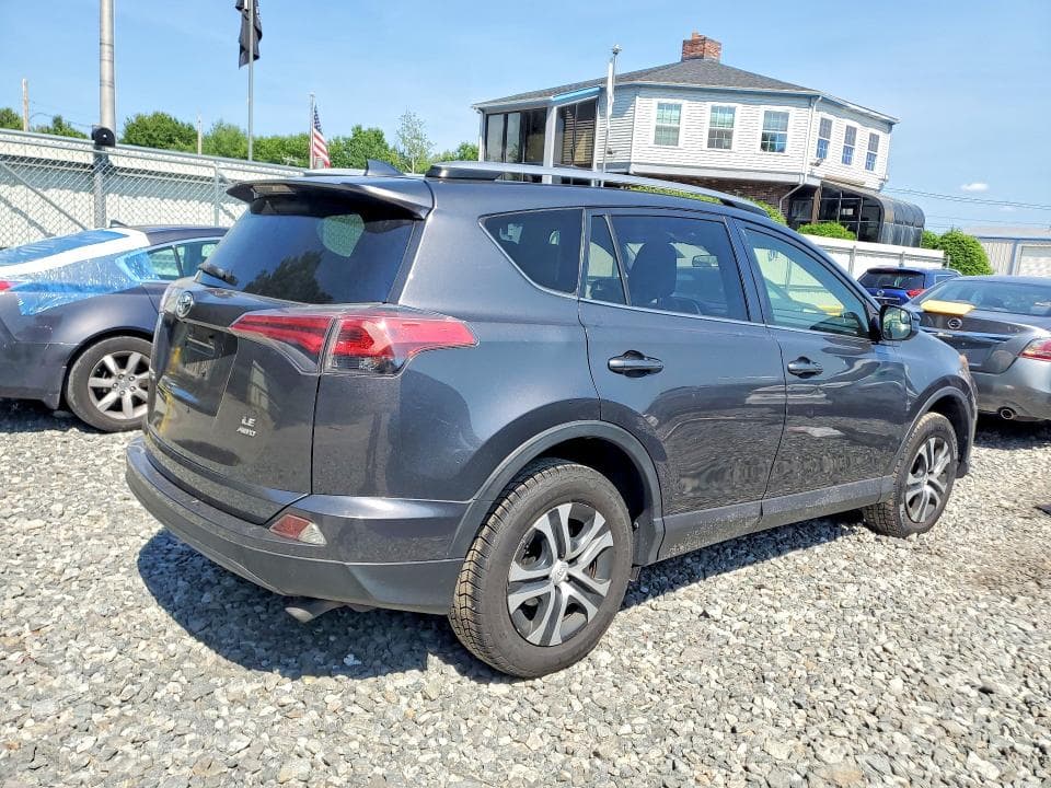 2018 TOYOTA RAV4 LE 3
