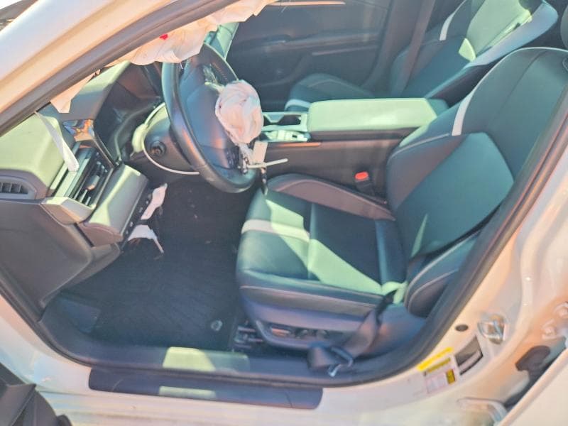 2025 TOYOTA CAMRY SE 7
