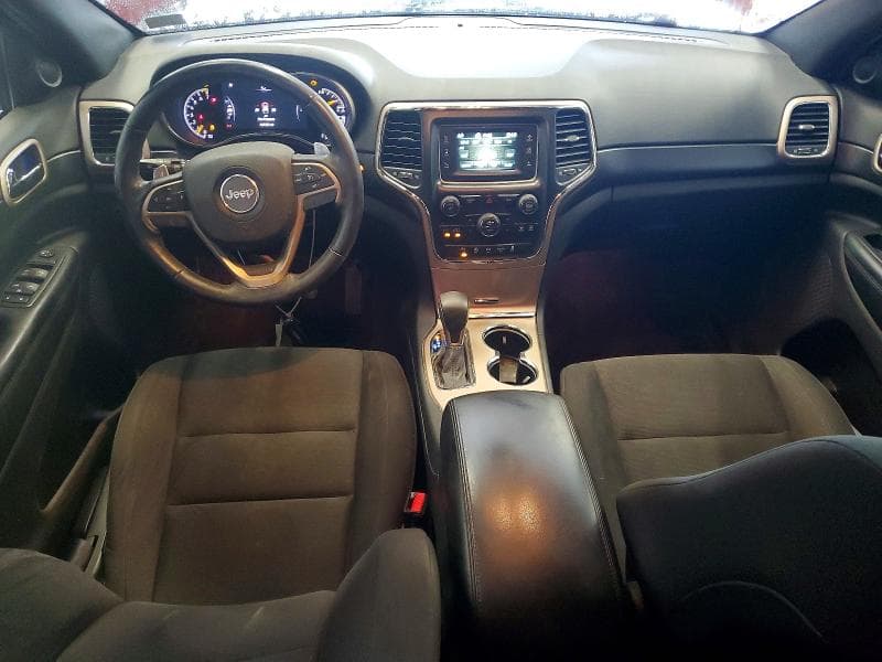 2017 JEEP GRAND CHEROKEE LAREDO 8