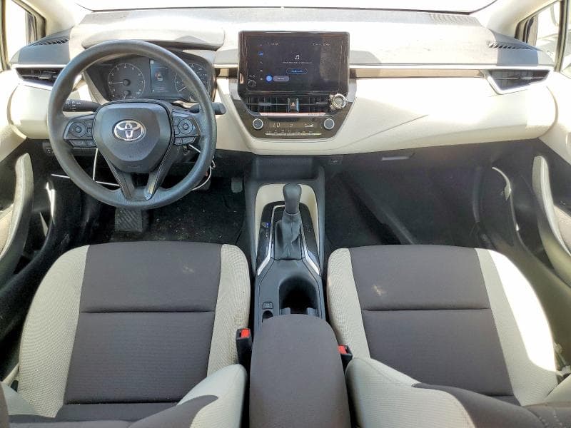 2025 TOYOTA COROLLA LE 8