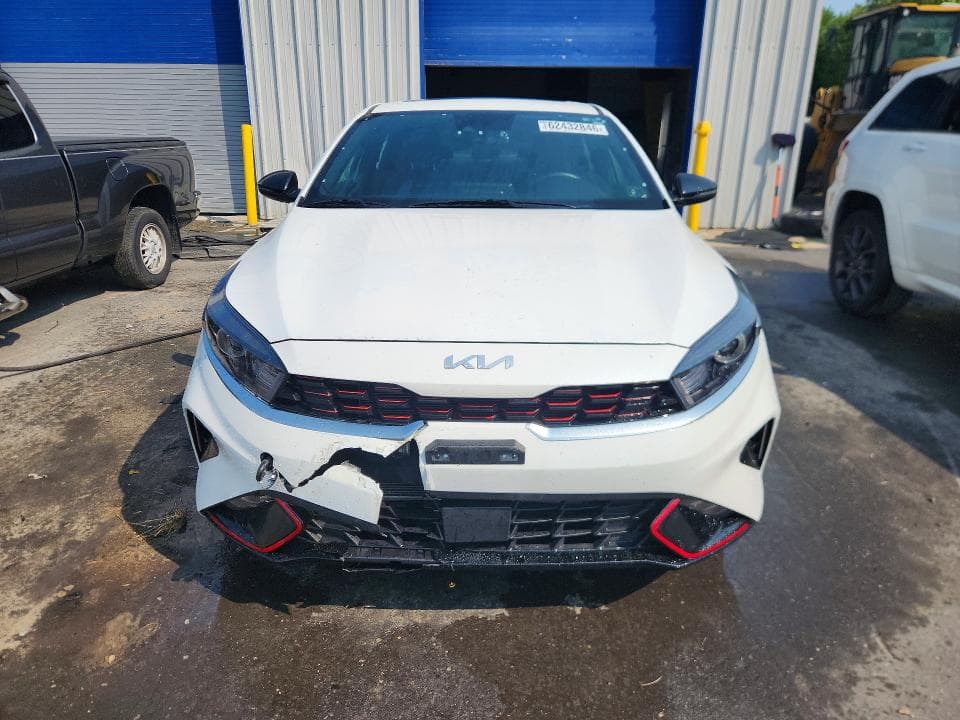 2024 KIA FORTE GT LINE 5