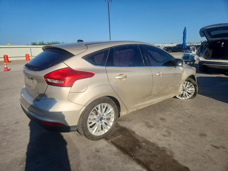 2017 FORD FOCUS TITANIUM 3