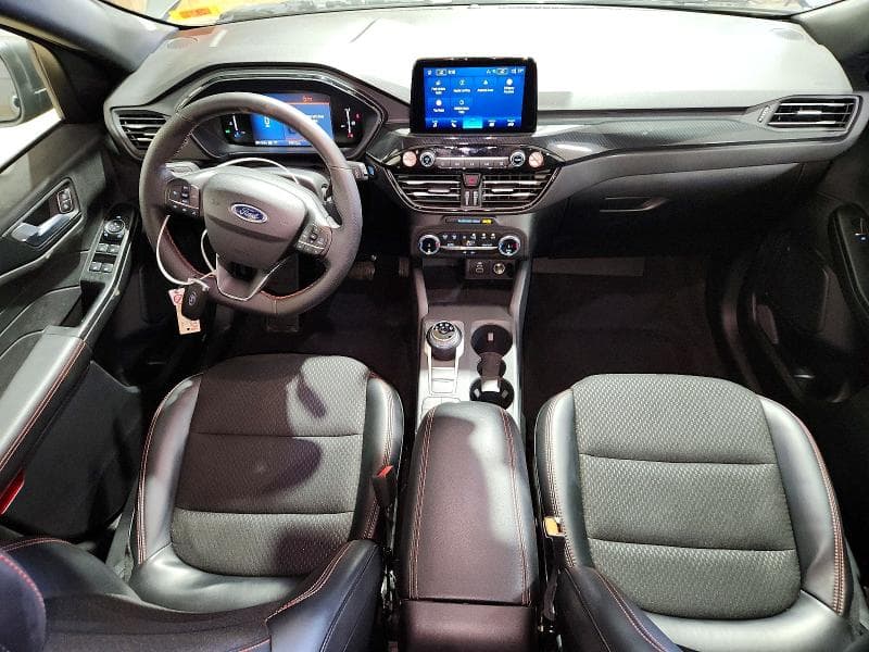 2026 FORD ESCAPE ST LINE 8
