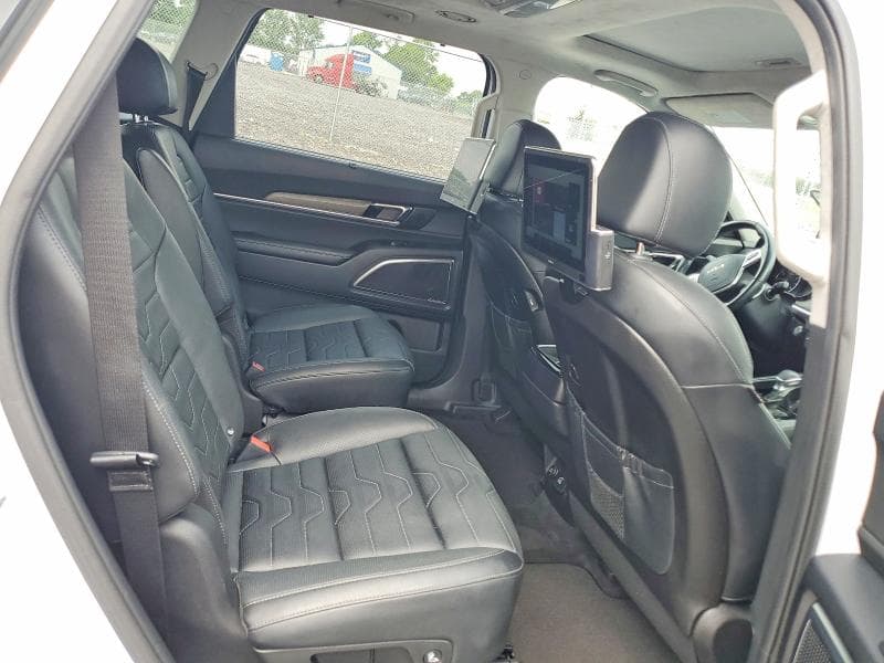 2022 KIA TELLURIDE SX 11