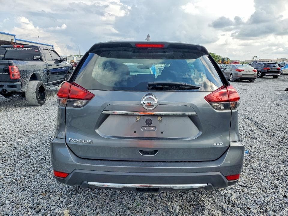 2020 NISSAN ROGUE S 6