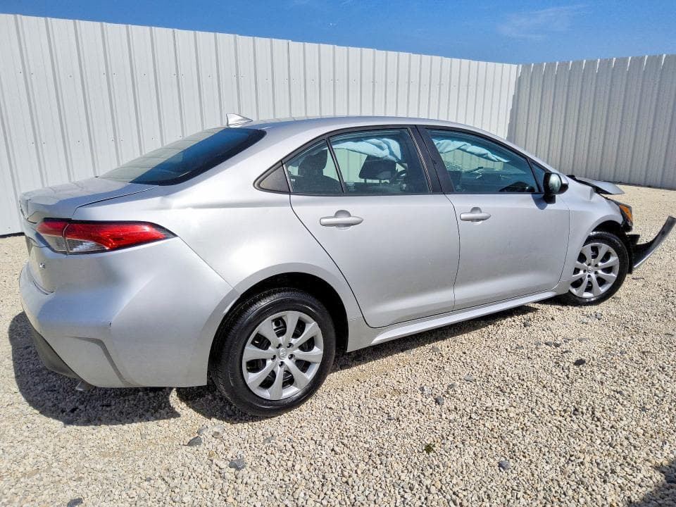 2023 TOYOTA COROLLA LE 3