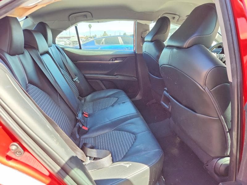 2022 TOYOTA CAMRY SE 10