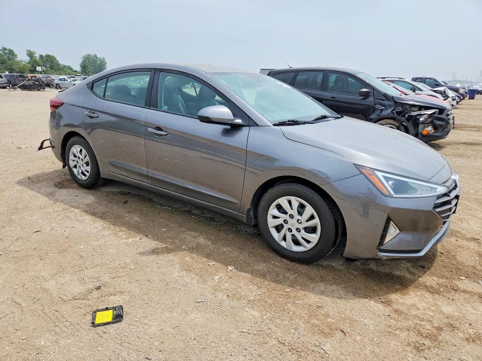2020 HYUNDAI ELANTRA SE 4