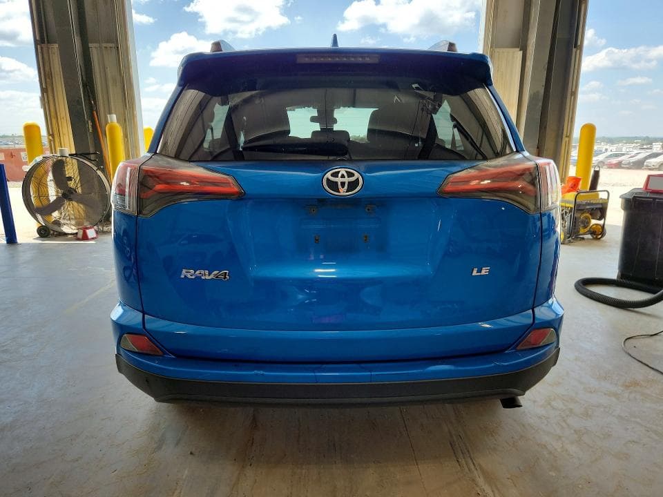 2017 TOYOTA RAV4 LE 6