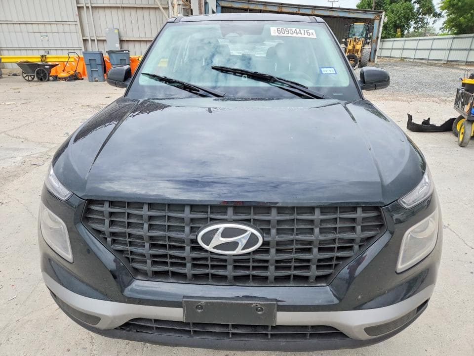 2026 HYUNDAI VENUE SE 5