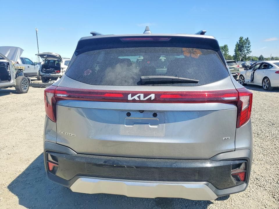 2024 KIA SELTOS EX 6