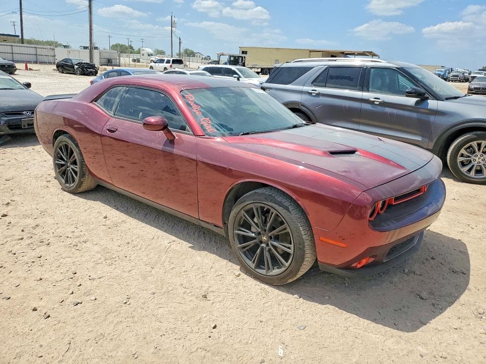 2022 DODGE CHALLENGER SXT 4