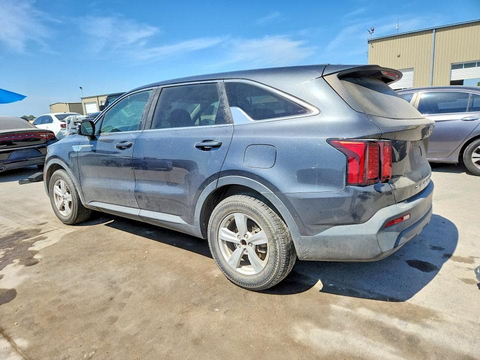 2021 KIA SORENTO LX 2