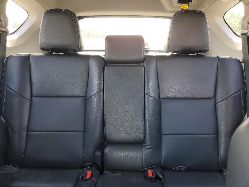 2018 TOYOTA RAV4 XLE 10