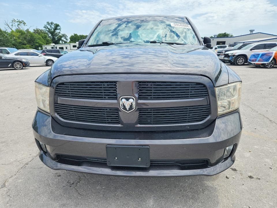 2017 RAM 1500 ST 5