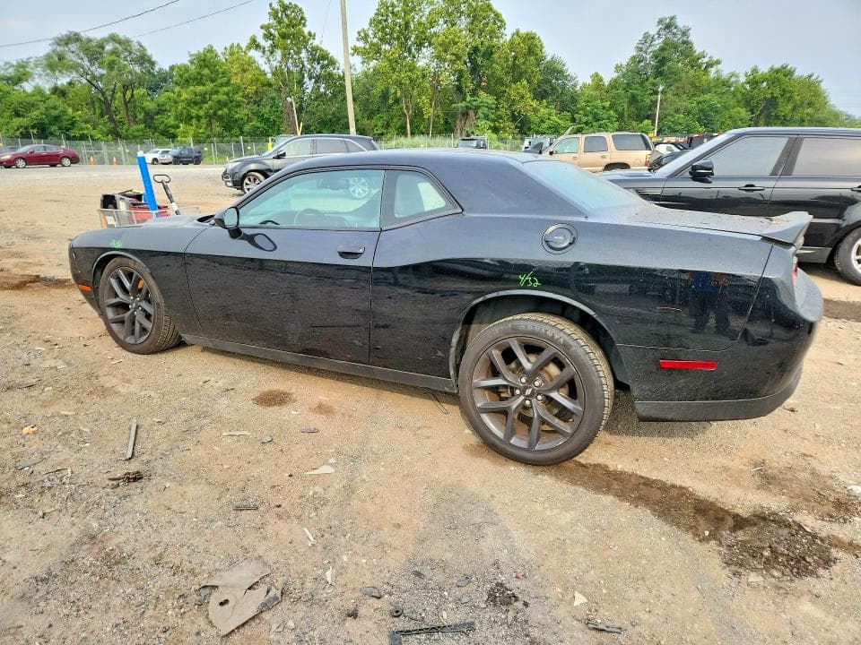 2019 DODGE CHALLENGER SXT 2