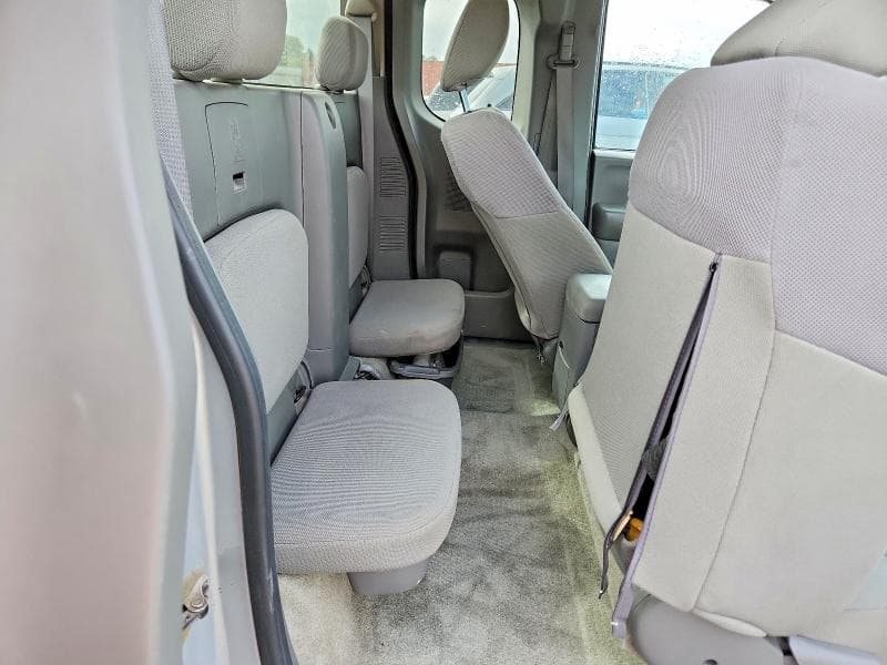 2017 NISSAN FRONTIER S 10