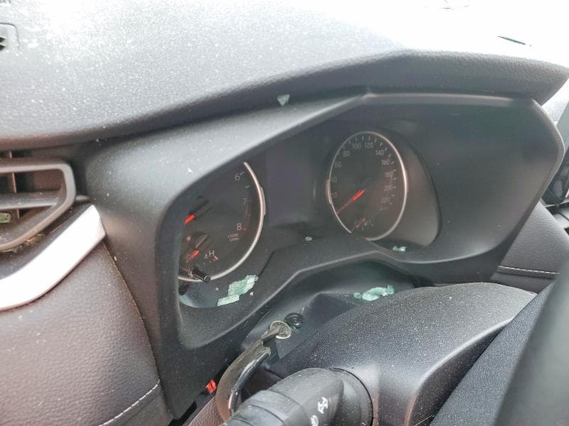 2021 TOYOTA RAV4 XLE 9