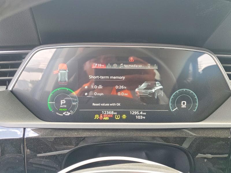 2024 AUDI Q8 E-TRON PREMIUM PLUS 9