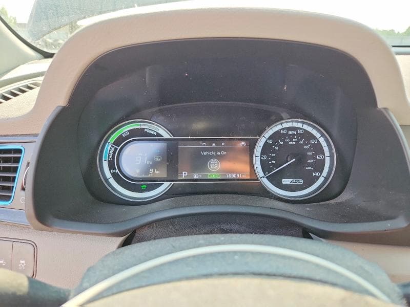 2019 KIA NIRO EX 9