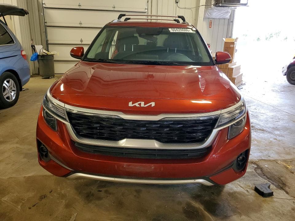 2022 KIA SELTOS S 5