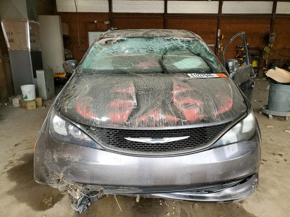 2017 CHRYSLER PACIFICA TOURING 5