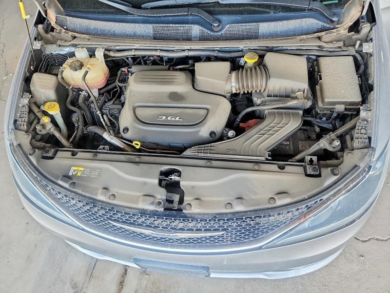 2017 CHRYSLER PACIFICA TOURING L 12