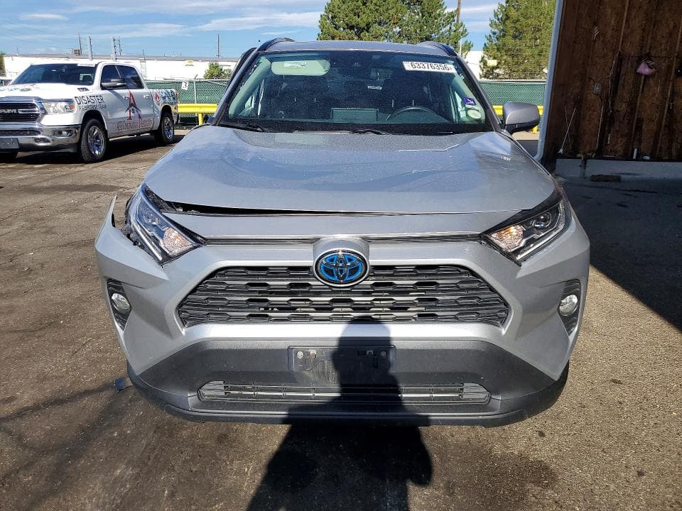 2021 TOYOTA RAV4 HYBRID XLE 5