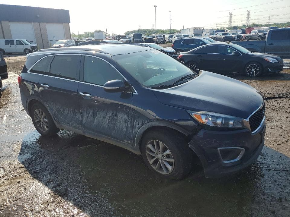 2017 KIA SORENTO LX 4