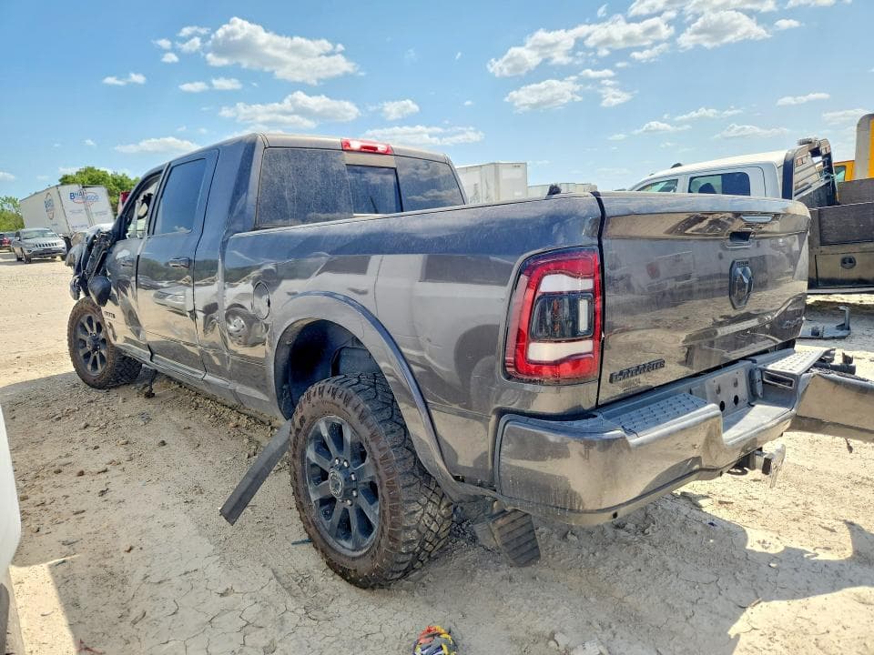 2022 RAM 2500 LARAMIE 2