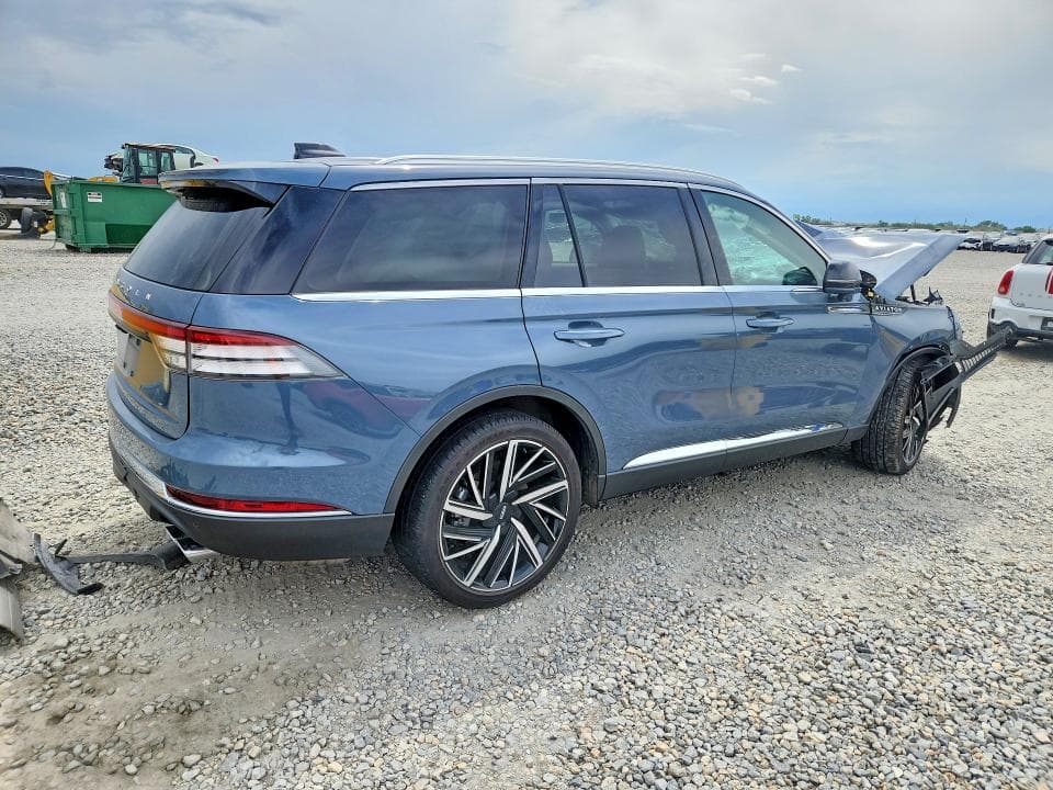 2025 LINCOLN AVIATOR RESERVE 3