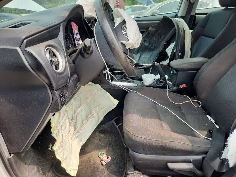 2019 TOYOTA COROLLA L 7