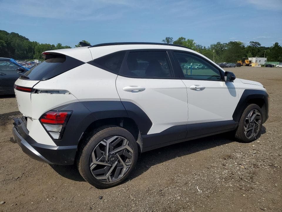2026 HYUNDAI KONA SEL PREMIUM 3