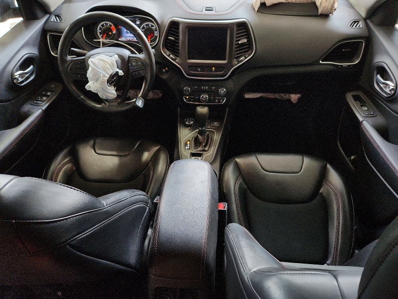 2021 JEEP CHEROKEE TRAILHAWK 8