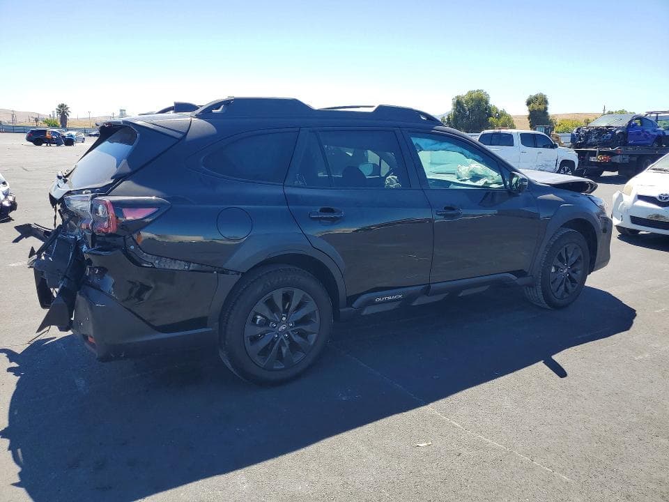 2025 SUBARU OUTBACK ONYX EDITION 3