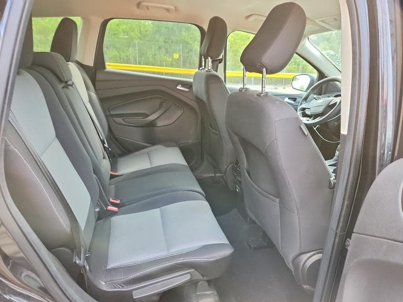 2019 FORD ESCAPE SE 11