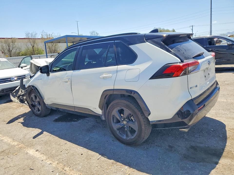 2020 TOYOTA RAV4 XSE 2