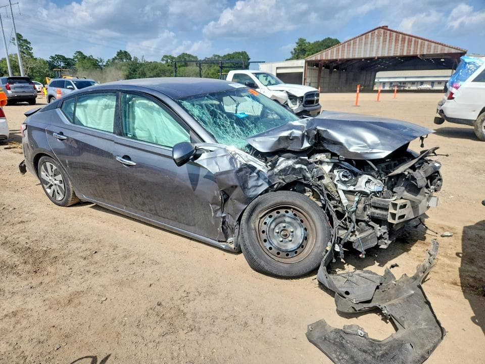 2019 NISSAN ALTIMA S 4