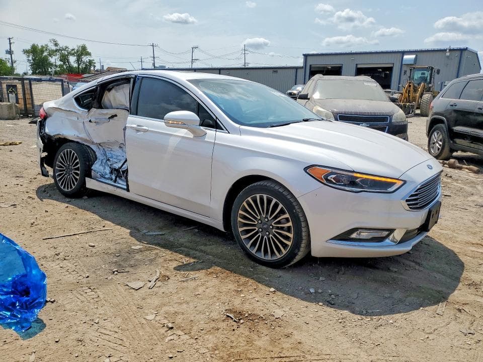 2017 FORD FUSION SE 4