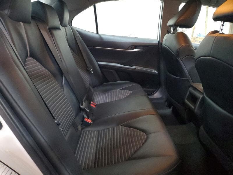 2021 TOYOTA CAMRY SE 10