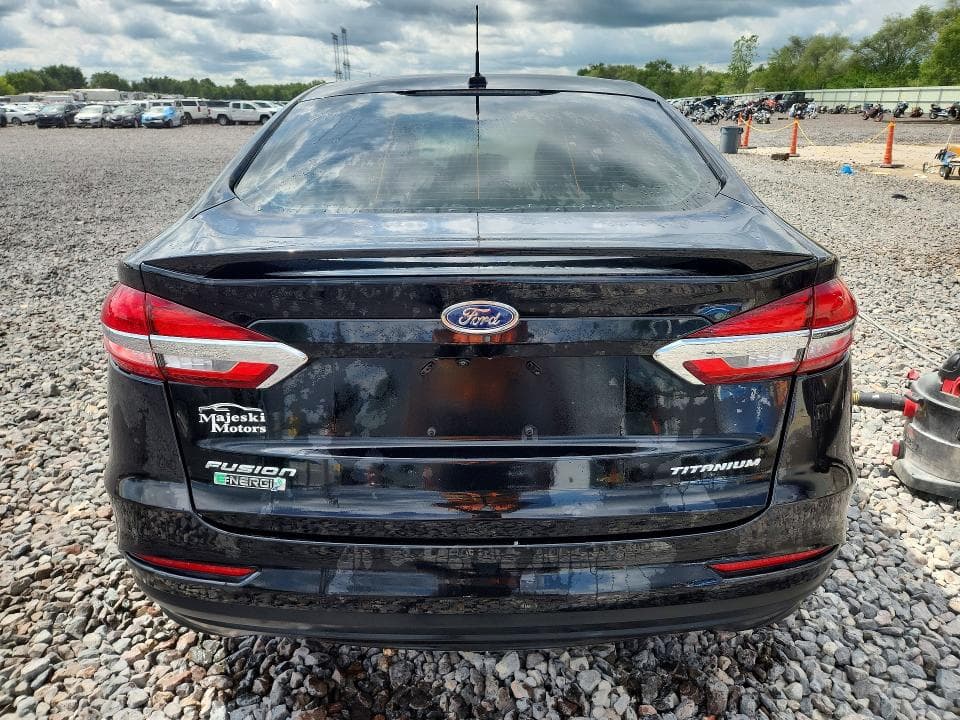 2019 FORD FUSION TITANIUM 6