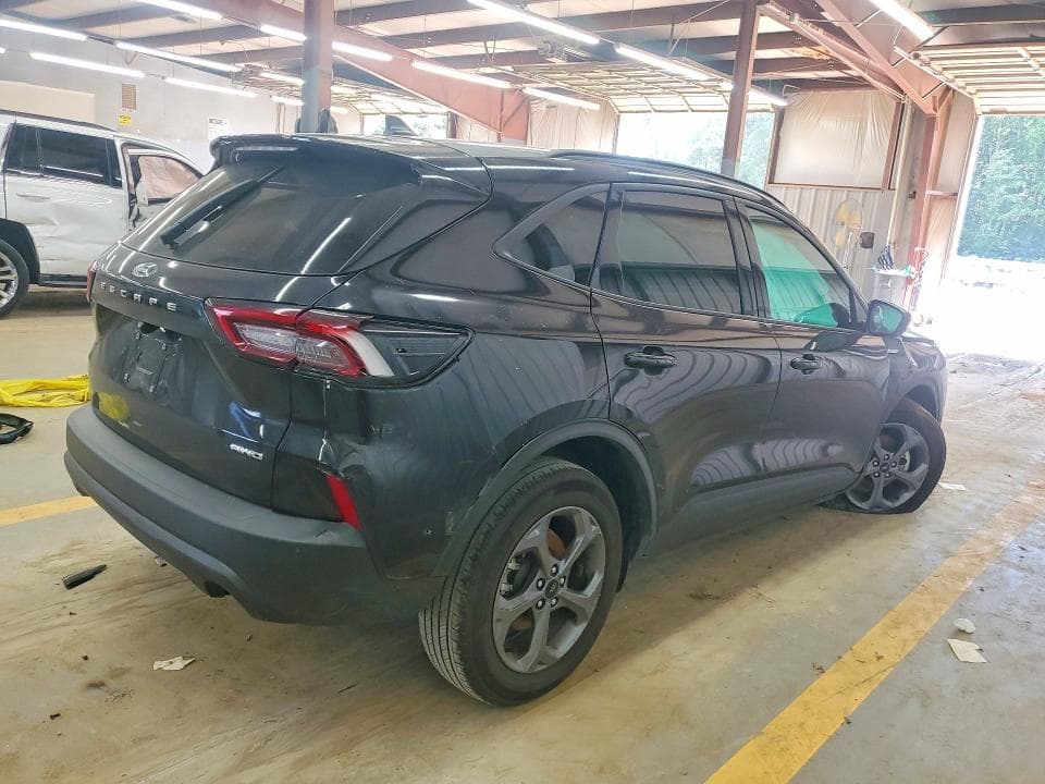 2025 FORD ESCAPE ST LINE SELECT 3