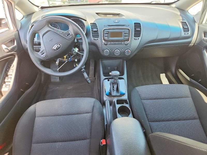 2017 KIA FORTE LX 8