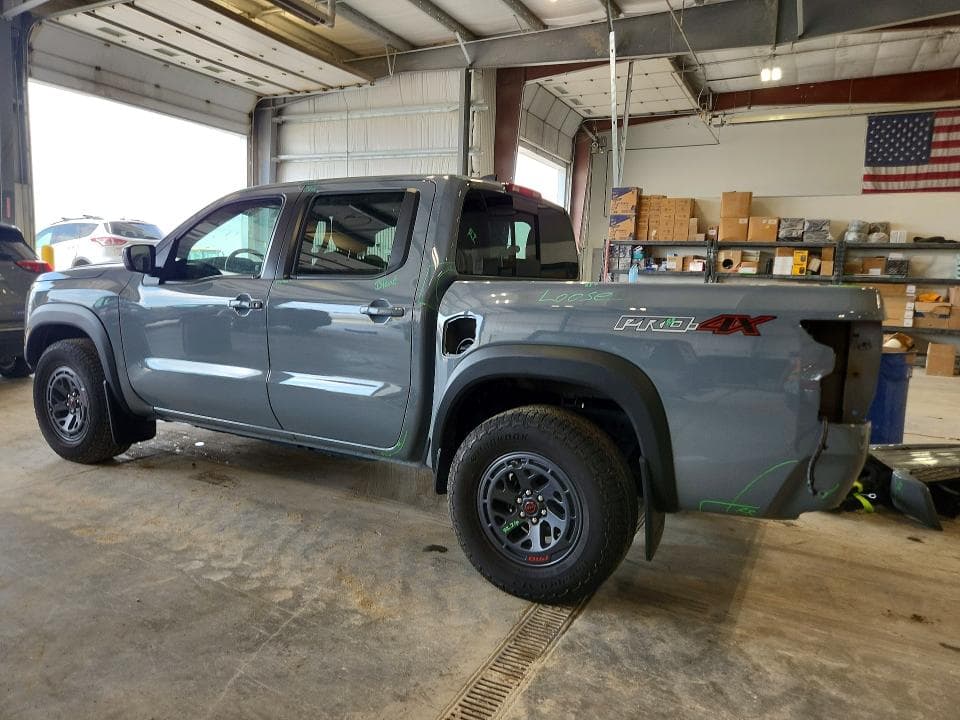 2025 NISSAN FRONTIER PRO-4X 2